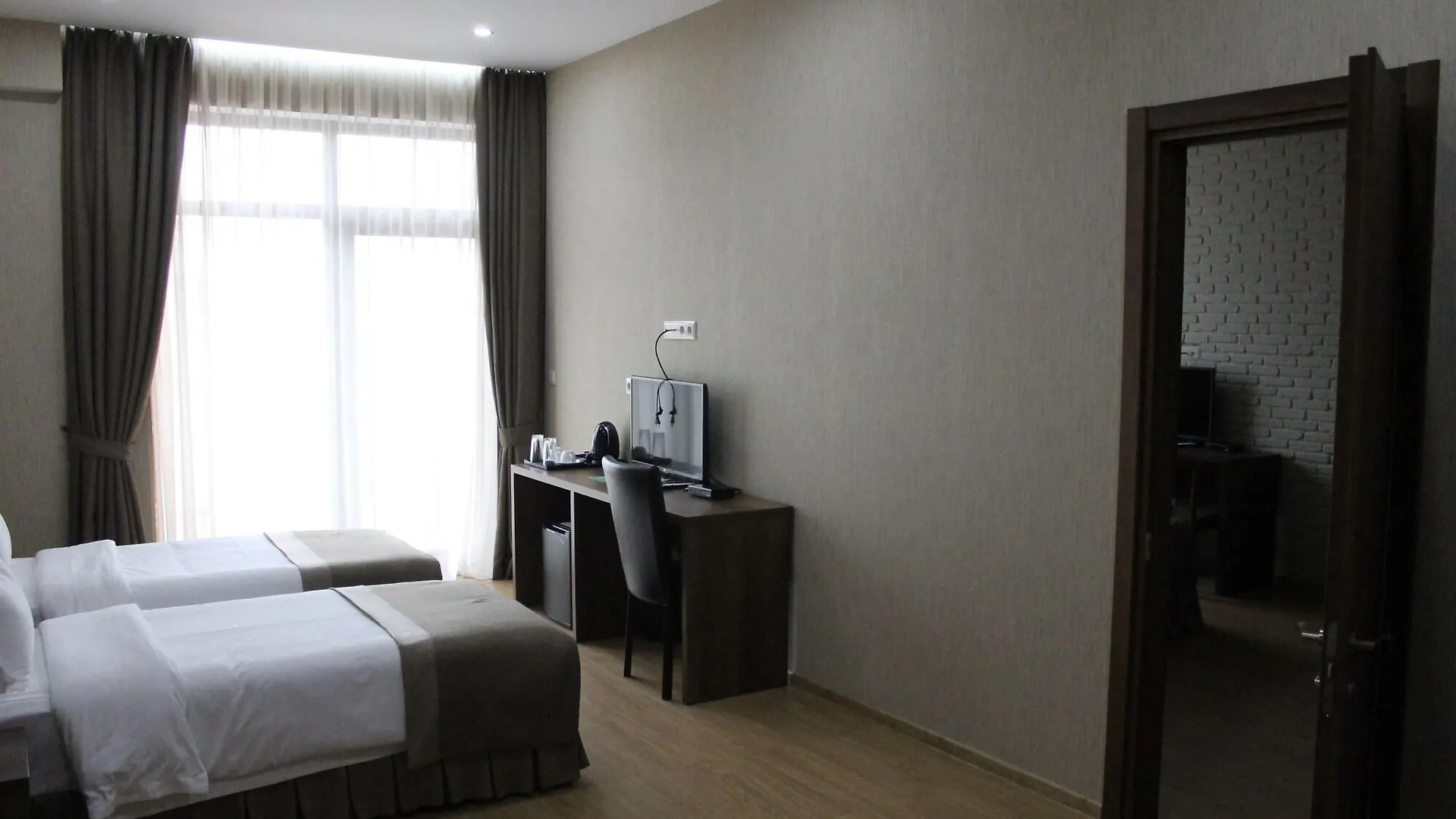 Hotel Metekhi Line Tiflis